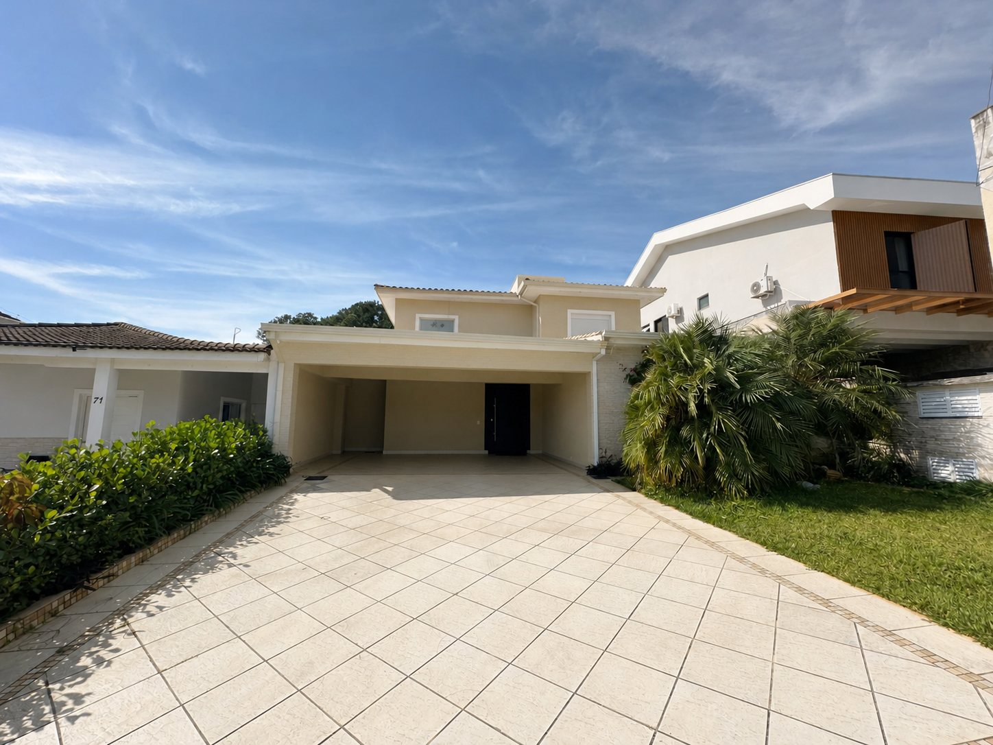 Fachada da casa na Alameda Iguape, 83